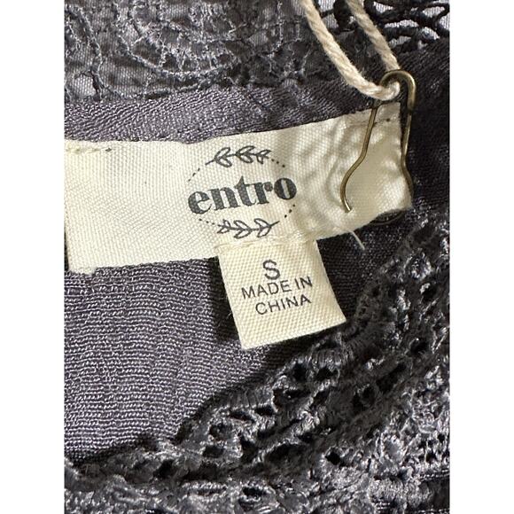 So Cute! Gray Women’s Dress By Entro Lace Lined Size Small NWT - Picture 8 of 16